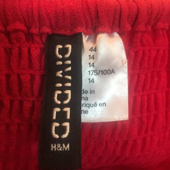 Cute H&M Strapless Peplum Top - Picture 7 of 8